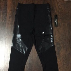 Express scuba detail leggings new with tags